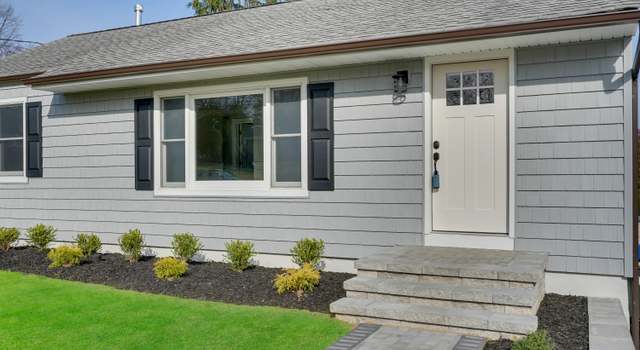 Photo of 33 Stephenville Blvd, Red Bank, NJ 07701