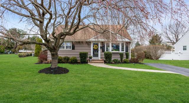 Photo of 1215 Mintwood Ln, Manasquan, NJ 08736