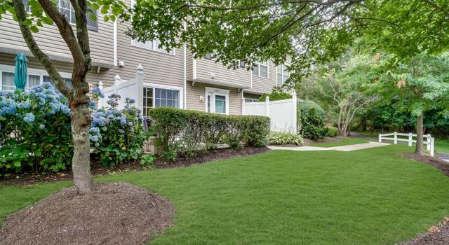 Photo of 3202 Kapalua Ct, Freehold, NJ 07728