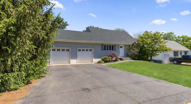 Photo of 18 Hampton Rd, Howell, NJ 07731