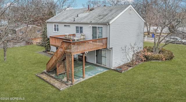 Photo of 1116 Kenton Dr, Toms River, NJ 08753
