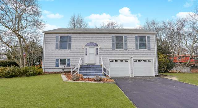Photo of 1116 Kenton Dr, Toms River, NJ 08753