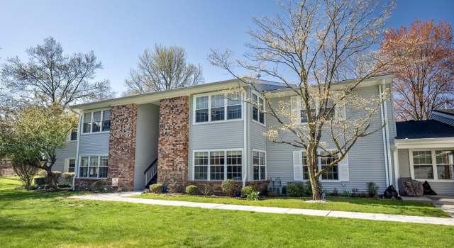 Photo of 18 Snowburry Ct, Red Bank, NJ 07701