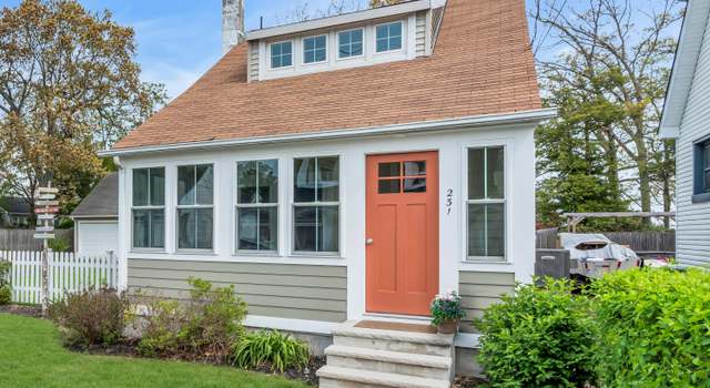 Photo of 231 E Lakewood Ave, Ocean Gate, NJ 08740