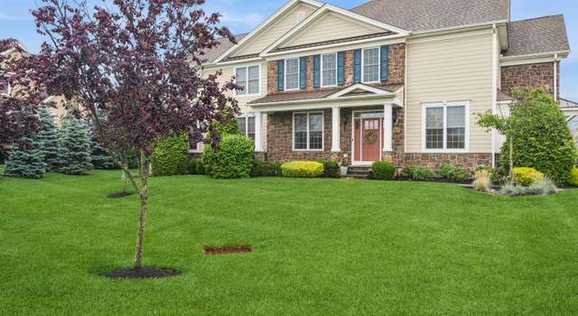 Property at 17 Spalding Dr, Holmdel, NJ 07733, 3 beds, 3.5 baths