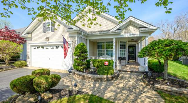 Photo of 8 Cromwell Ln, Jackson, NJ 08527