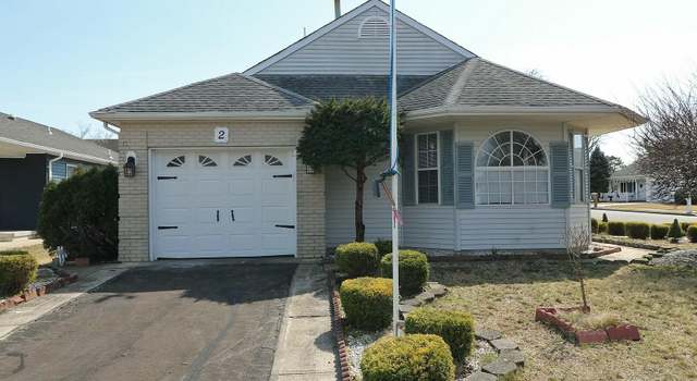 Photo of 2 Wycombe Ct, Toms River, NJ 08757