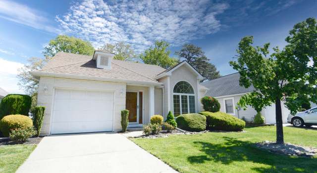 Photo of 1793 Sweetbay Dr, Toms River, NJ 08755