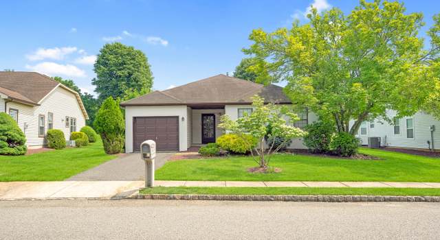 Photo of 17 Suffolk Way, Marlboro, NJ 07746