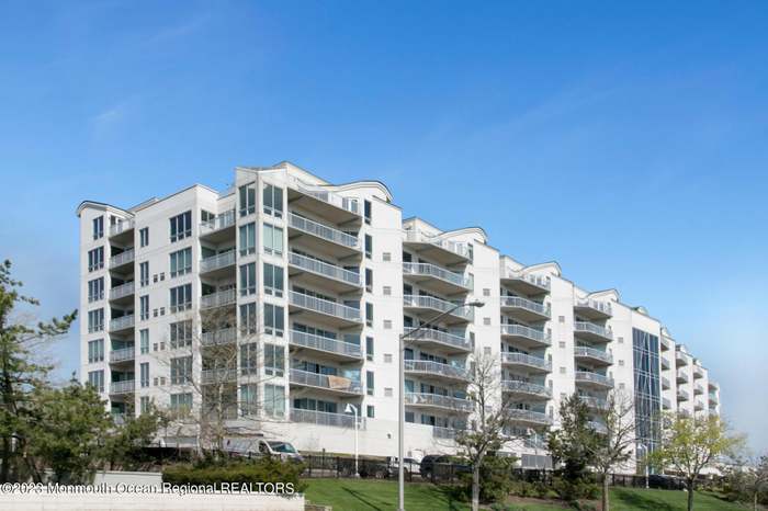 Long Branch NJ Condos & Apartments For Sale - 82 Listings