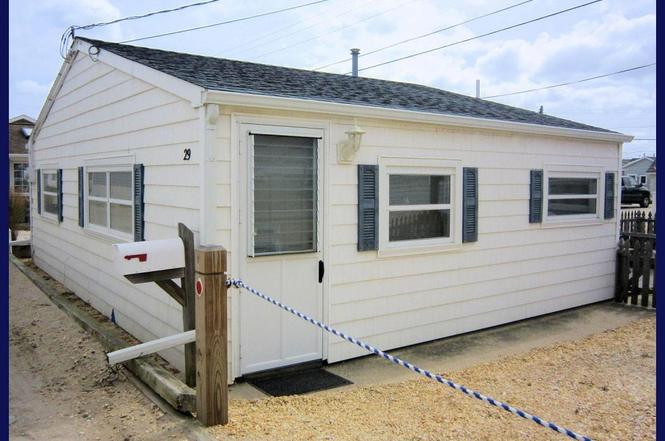 29 E Flamingo Way, Lavallette, NJ 08735 | MLS# 21537335 ...