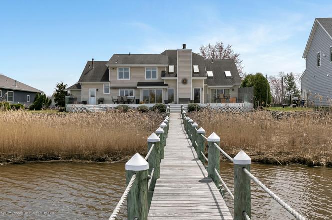 9 Leeward Ct Oceanport NJ 07757 MLS# 22012396 Redfin 9 Leeward Ct Oceanport NJ 07757 MLS# 22012396 Redfin
