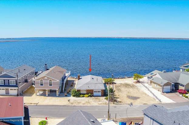 331 W Bayview Dr Lavallette Nj 08735 2 Beds1 Bath