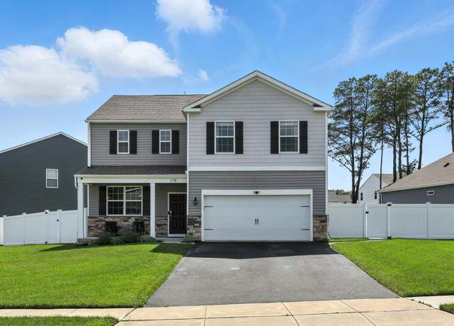 Property at 218 Crystal Dr, Egg Harbor Township, NJ 08234, 4 beds, 2.5 baths