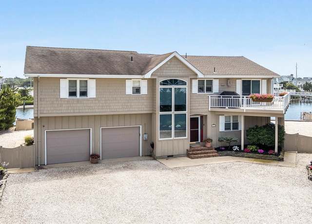 Property at 4817 Fourth Ave, Avalon, NJ 08202, 5 beds, 2.5 baths