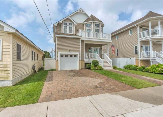 Property at 102 E th Ave, North Wildwood, NJ 08260, 4 beds, 3.5 baths