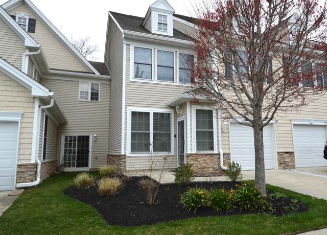 Property at 804 Saint Andrews Dr #804, Swainton, NJ 08210, 3 beds, 2.5 baths