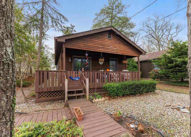 Property at 408 Fern Rd, Cape May Beach, NJ 08251, 2 beds, 1 bath
