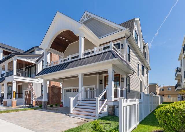Property at 427 E 5th Ave, North Wildwood, NJ 08260, 5 beds, 4.5 baths