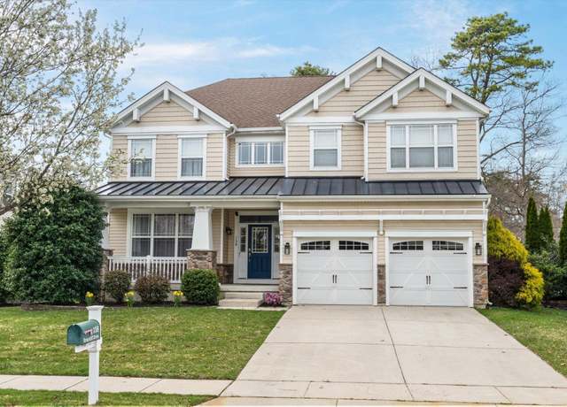 Property at 158 Briarcliff Dr, Egg Harbor Township, NJ 08234, 4 beds, 2.5 baths