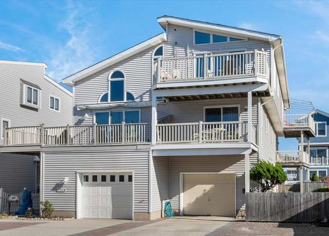 Property at 111 E 89th St Unit East, Sea Isle City, NJ 08243-1021, 5 beds, 2.5 baths