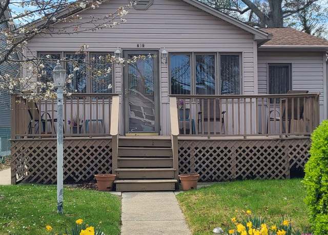 Property at 212 Spruce Ave, Villas, NJ 08251, 2 beds, 1 bath