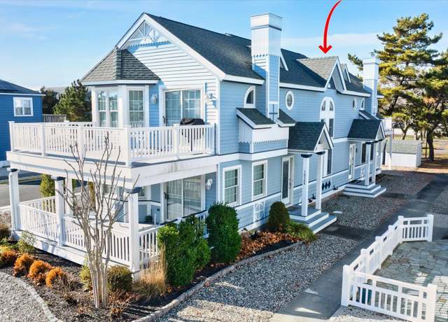 Property at 10509 2nd Ave Unit West, Stone Harbor, NJ 08247, 4 beds, 2 baths