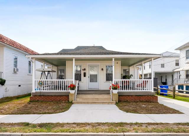 Property at 224 E Leaming Ave, Wildwood, NJ 08260, 3 beds, 1 bath
