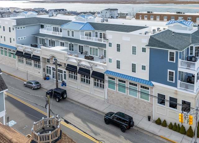 Property at 8600 Landis Ave #301, Sea Isle City, NJ 08243, 3 beds, 3.5 baths