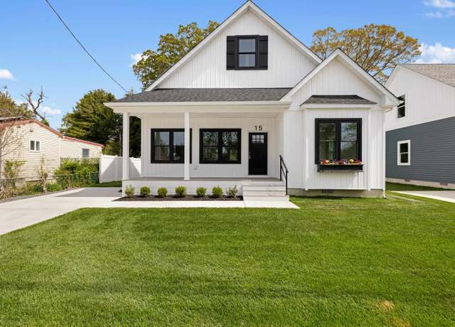 Property at 424 Hollywood Rd, Cape May Beach, NJ 08251, 3 beds, 2.5 baths