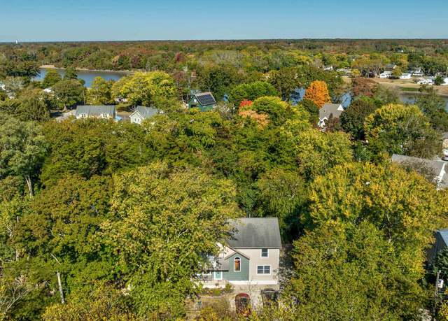 Property at 707 New England Rd, Cold Spring, NJ 08204, 4 beds, 2.5 baths