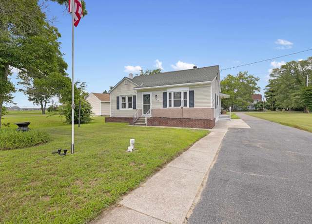Property at 545 Breakwater Rd, Erma, NJ 08204, 3 beds, 1.5 baths