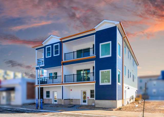 Property at 3719 Pacific Ave Unit 1st floor, Wildwood, NJ 08260, 3 beds, 2 baths