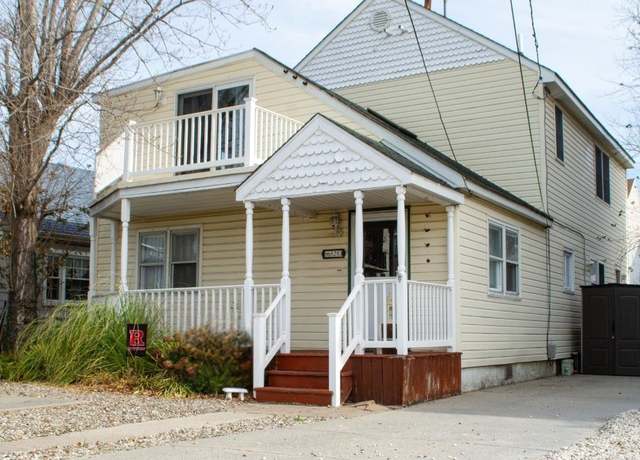 Property at 623 W Spruce Ave, North Wildwood, NJ 08260, 4 beds, 2.5 baths