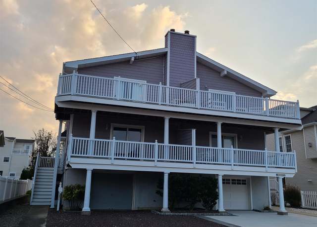 Property at 304 78th St Unit East, Avalon, NJ 08202, 4 beds, 2.5 baths