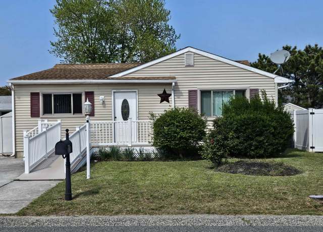 Property at 203 Shadeland Ave, Villas, NJ 08251-1248, 4 beds, 2 baths