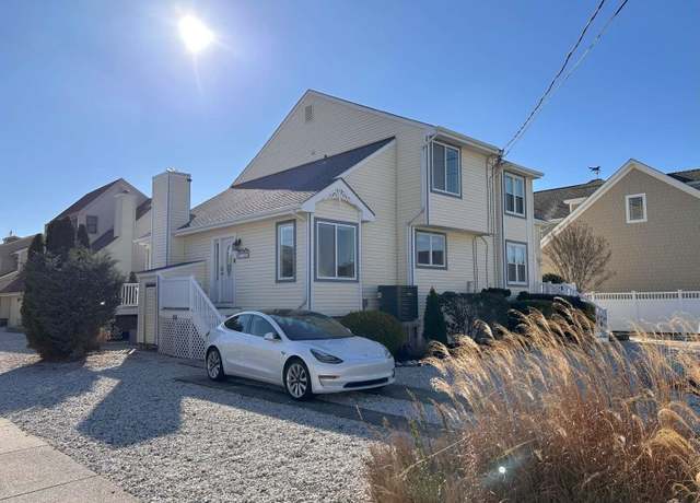 Property at 9601 Park Blvd, Lower Township, NJ 08260, 3 beds, 2.5 baths