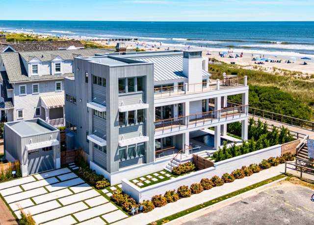 Property at 83 E 25th St, Avalon, NJ 08202, 6 beds, 5.5 baths
