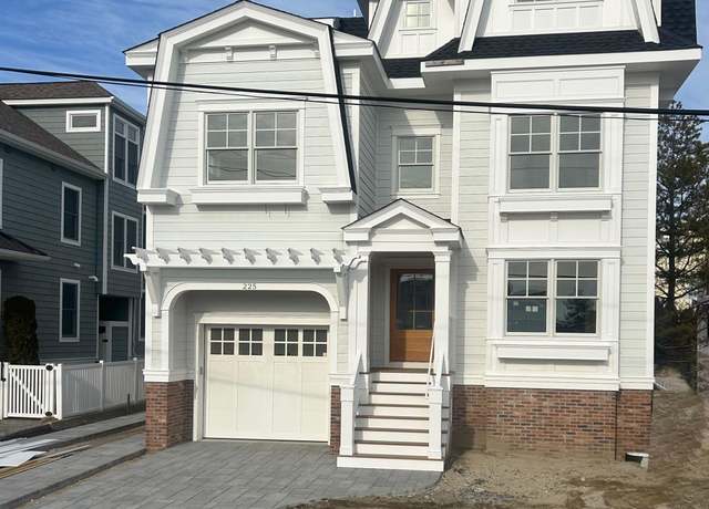 Property at 225 7th St, Avalon, NJ 08202, 6 beds, 7 baths