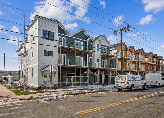 Property at 104 W Spicer Ave, Wildwood, NJ 08260, 4 beds, 3.5 baths