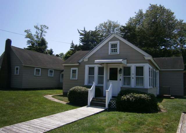 Property at 5 Locust Ln, Cape May Court House, NJ 08210, 2 beds, 2 baths