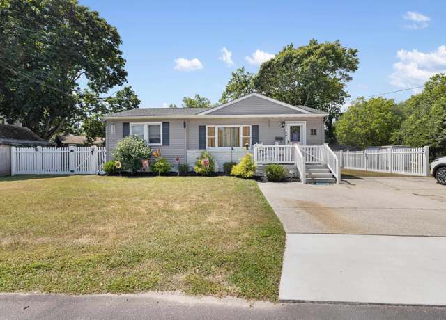 Property at 9 Goshen Rd, Cape May Court House, NJ 08210, 4 beds, 2 baths