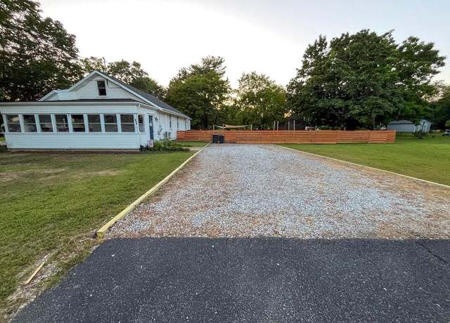 Property at 107 Chestnut St, Woodbine, NJ 08270, 2 beds, 1 bath