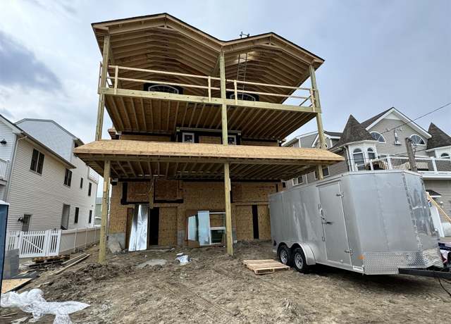 Property at 126 81st St Unit East, Sea Isle City, NJ 08243, 6 beds, 4.5 baths