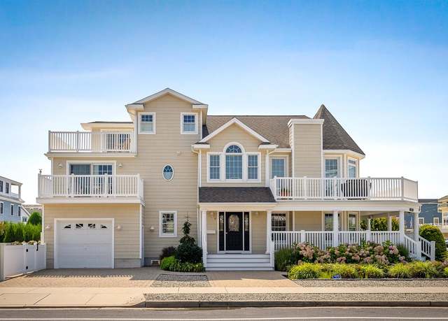 Property at 9 E 11th St, Avalon, NJ 08202, 5 beds, 4 baths