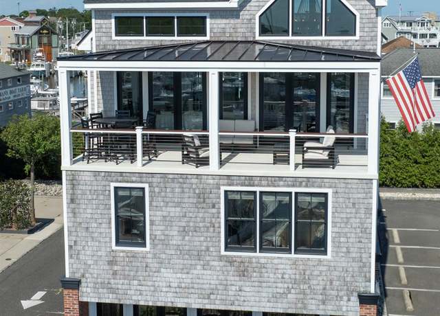 Property at 2 Pharo Ln, Cape May, NJ 08204, 4 beds, 3 baths