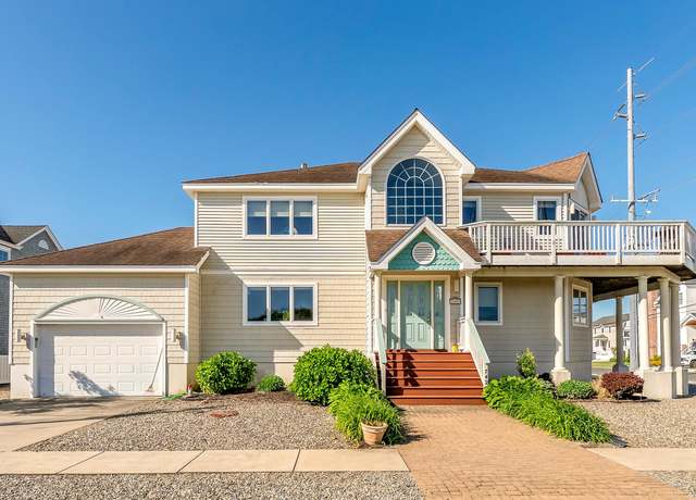 Property at 7423 Ocean Dr, Avalon, NJ 08202, 5 beds, 2.5 baths