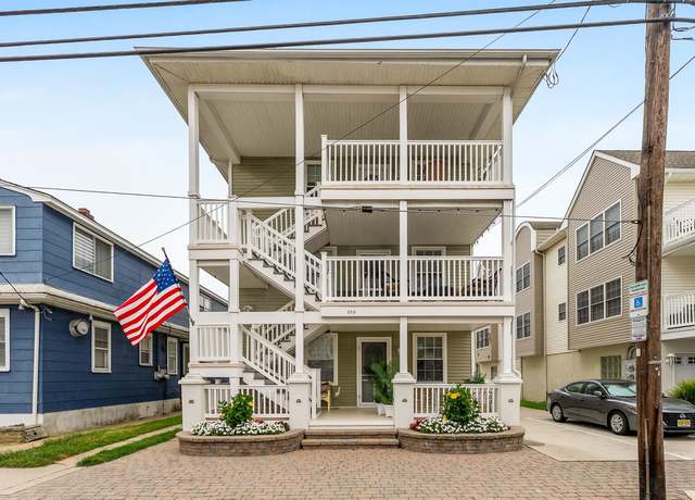 Property at 219 E Glenwood Ave Unit C, Wildwood, NJ 08260, 3 beds, 2 baths
