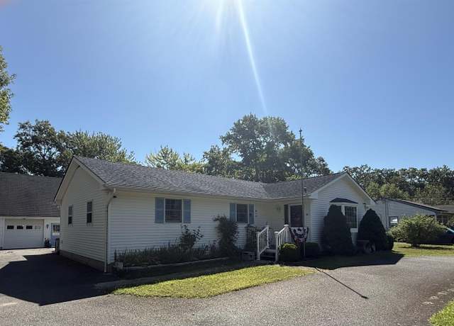 Property at 416 Goshen Rd, Cape May Court House, NJ 08210, 2 beds, 1 bath