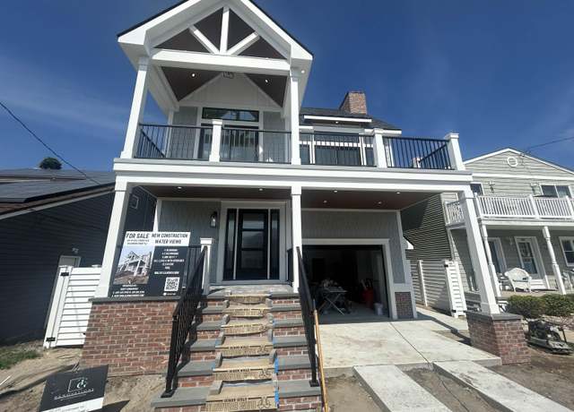 Property at 127 W Hollywood Ave, Wildwood Crest, NJ 08260, 4 beds, 4.5 baths